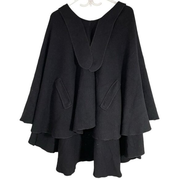 YVES SAINT LAURENT Made in Italy Black Poncho Cape size M - Picture 1 of 8